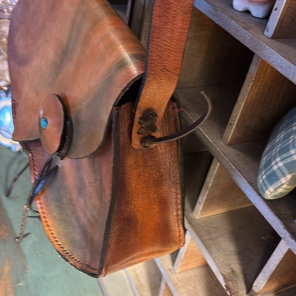 Brown vintage Leather Shoulder Bag - Picture 4 of 7